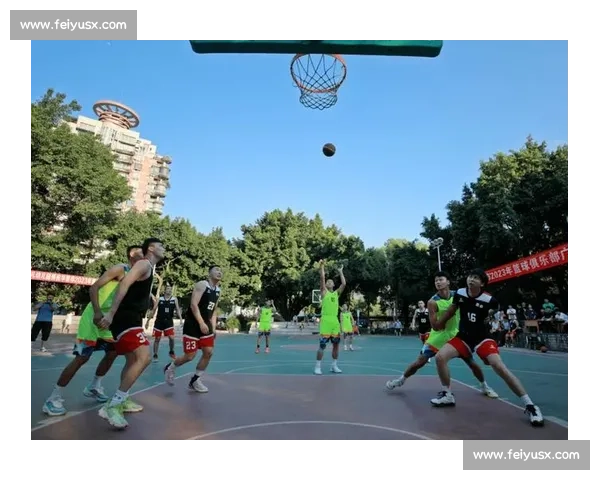 激情碰撞青春赛场全景呈现篮球比赛精彩介绍词力量速度智慧交织的